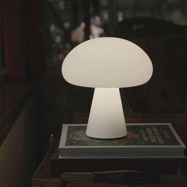 Obello Portable Table Lamp